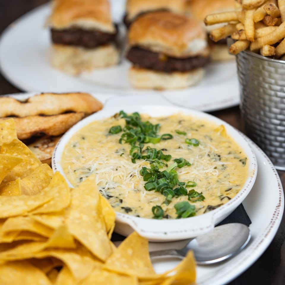 Delicious Spinach Artichoke Dip